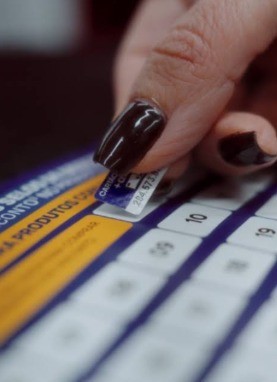 Selinhos promocionais voltam com força nos mercados e atraem mais jovens
