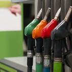 Disparada do petróleo pressiona combustíveis, mas pode gerar ganho de R$ 103 bi ao governo