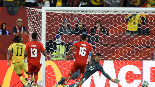 Canadá goleia o Catar; Koné está fora da Copa 