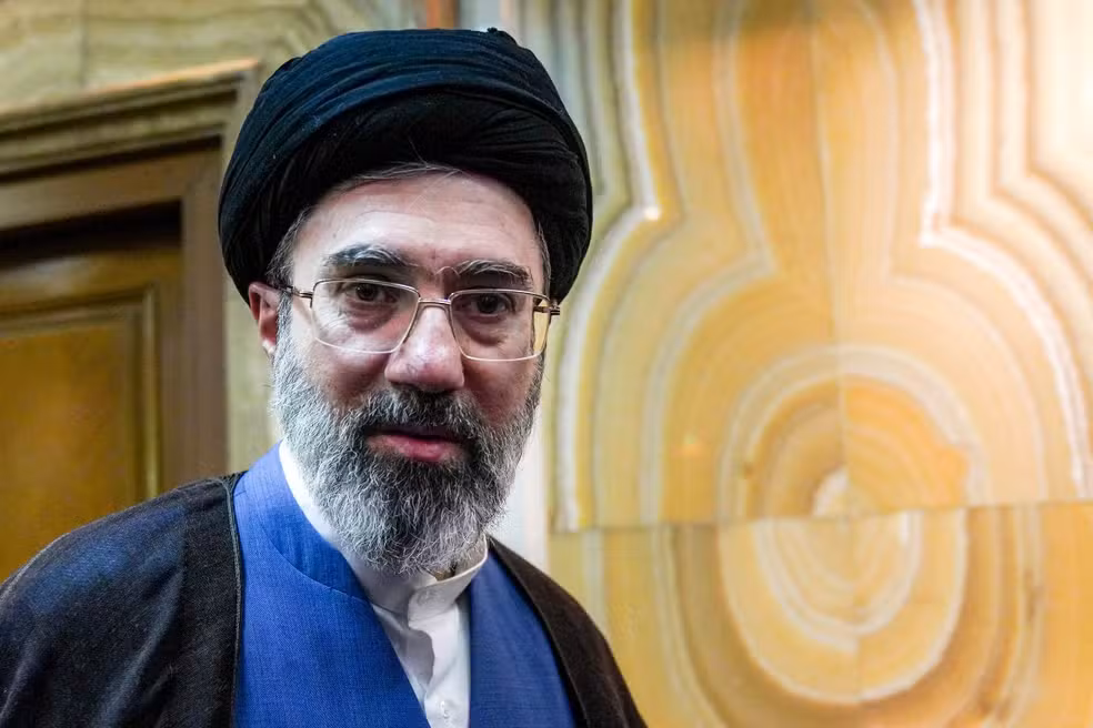 Novo líder supremo do Irã, Mojtaba Khamenei. — Foto: HAMED JAFARNEJAD/INSA/AFP