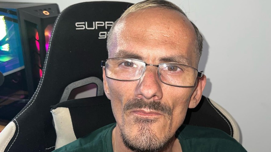 Polícia investiga morte durante transmissão ao vivo de streamer francês ...