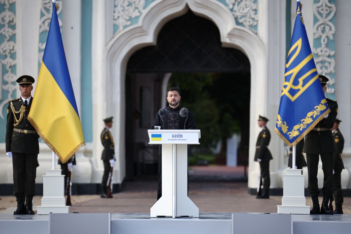 Zelensky diz que ucranianos ‘não serão pedras sob os pés de czares governantes’