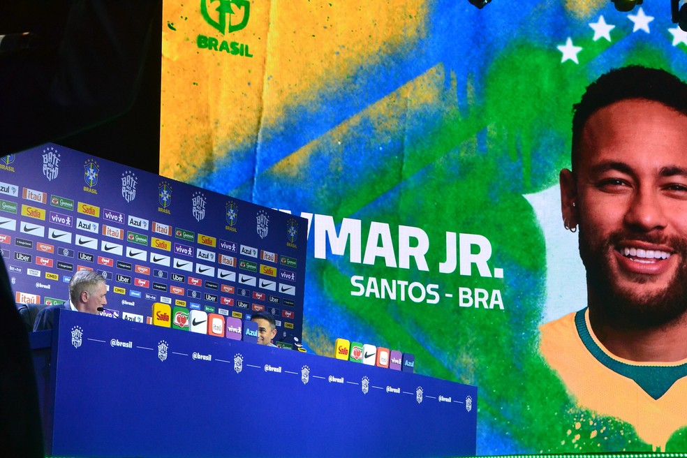 Carlo Ancelotti, técnico da Seleção Brasileira, convoca Neymar para Copa do Mundo — Foto: Paulo Carneiro/AtoPress/Agência O Globo