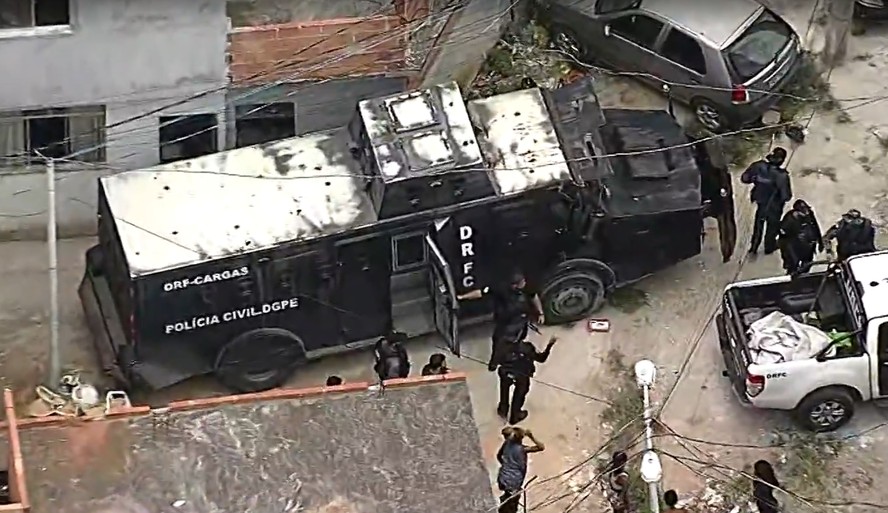 Três suspeitos são mortos em confronto com a Polícia Civil durante ...