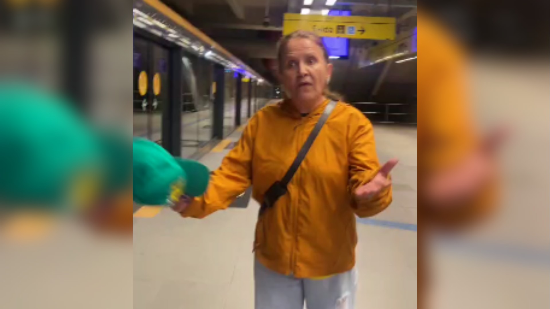 Estudante de direito é alvo de injúria racial em metrô de SP após tentar conter discussão política - Foto