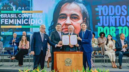 Governo lança pacto contra feminicídio e promete resposta mais rápida às vítimas