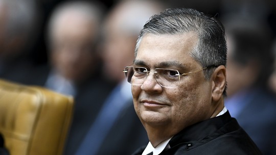 Dino ironiza queda na Bolsa após decisão sobre leis estrangeiras: 'não sabia que era tão poderoso' Dino ironiza queda na Bolsa após decisão sobre leis estrangeiras: 'não sabia que era tão poderoso'