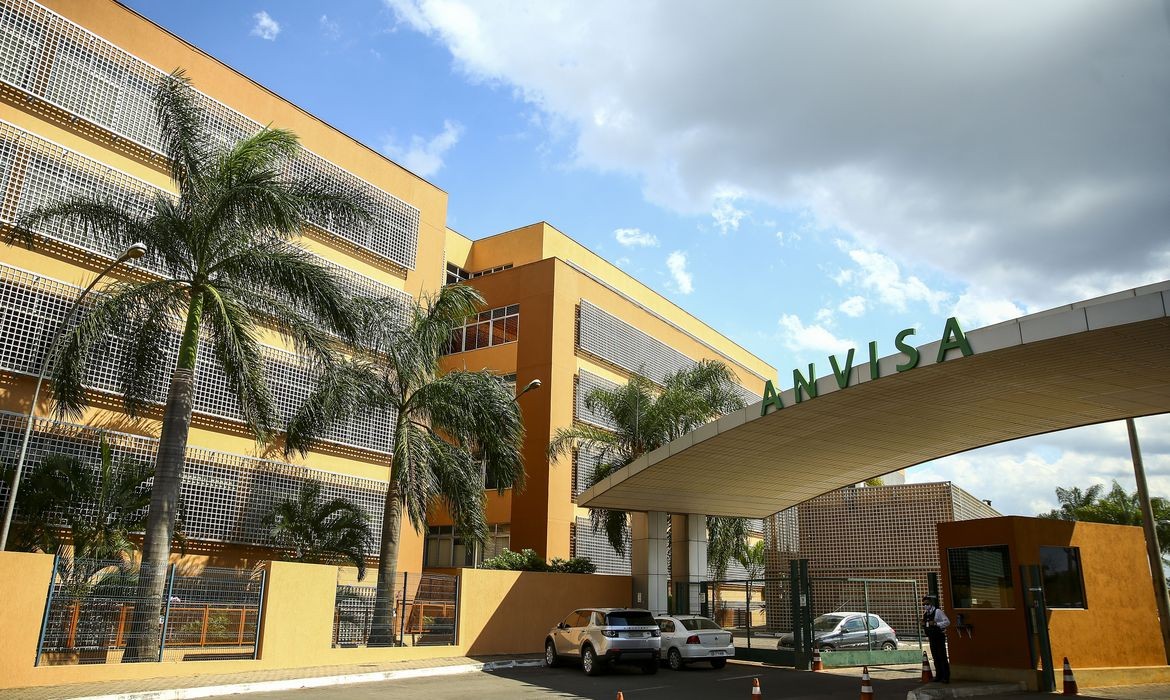 Anvisa suspende fabricação de produtos de limpeza da Unilever de unidade em São Paulo - QTU Questões do Universo