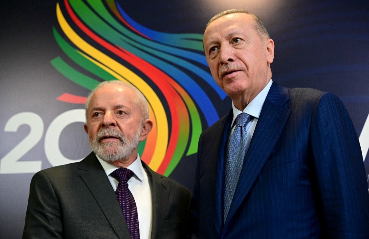 Lula e Erdoğan discutem paz em Gaza e ampliam agenda bilateral