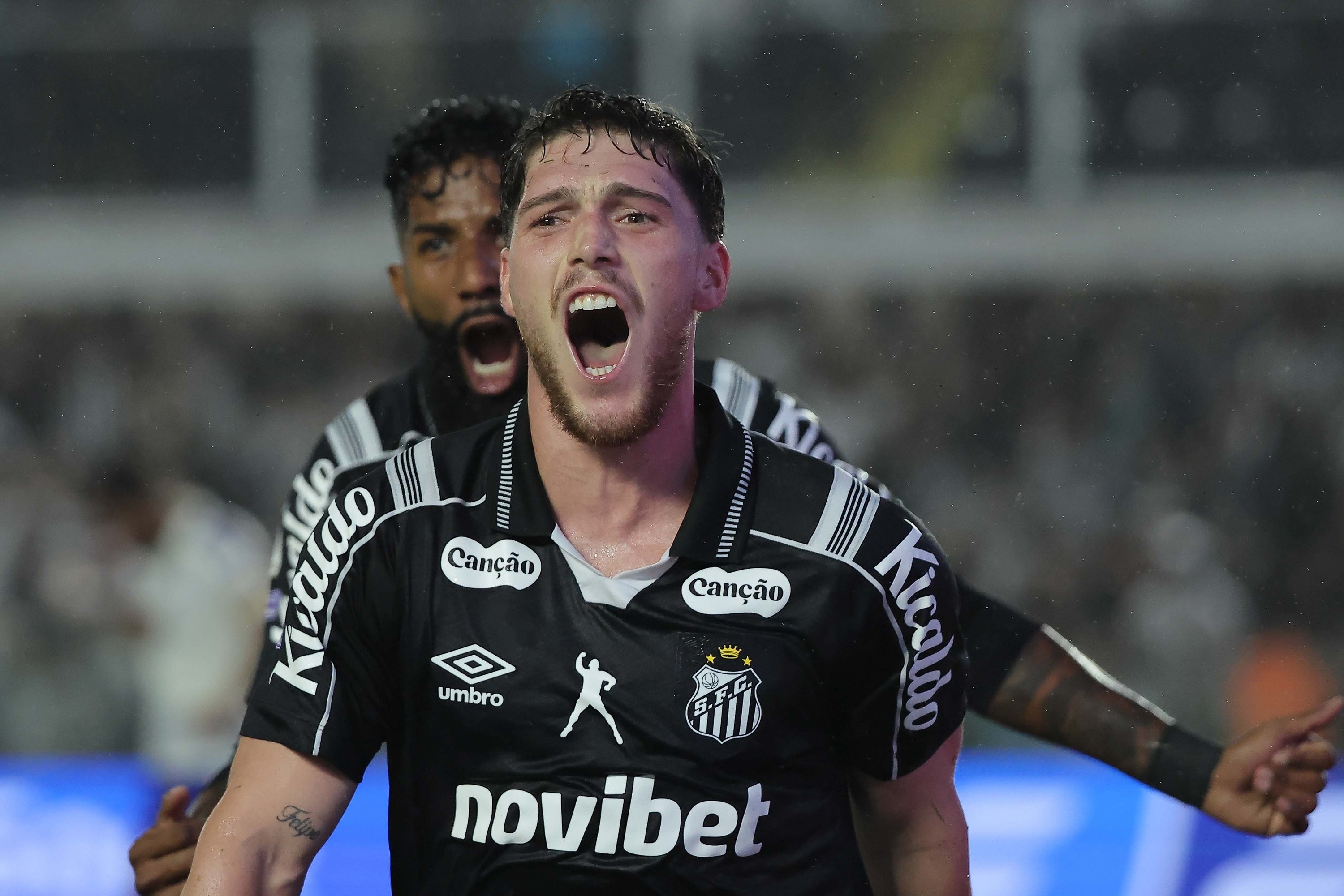 Santos e São Paulo reiniciam luta por 'fim de ano tranquilo'