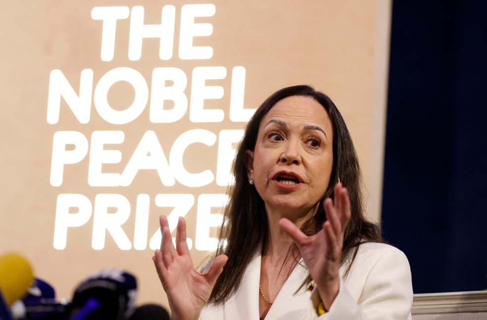 María Corina Machado recebendo Nobel da Paz. — Foto: Odd ANDERSEN / AFP