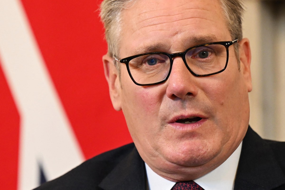Keir Starmer anuncia que vai renunciar ao cargo de primeiro-ministro do Reino Unido