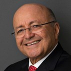 'Trump usa chantagem e intimidação', diz ex-ministro da Fazenda sobre tarifaço