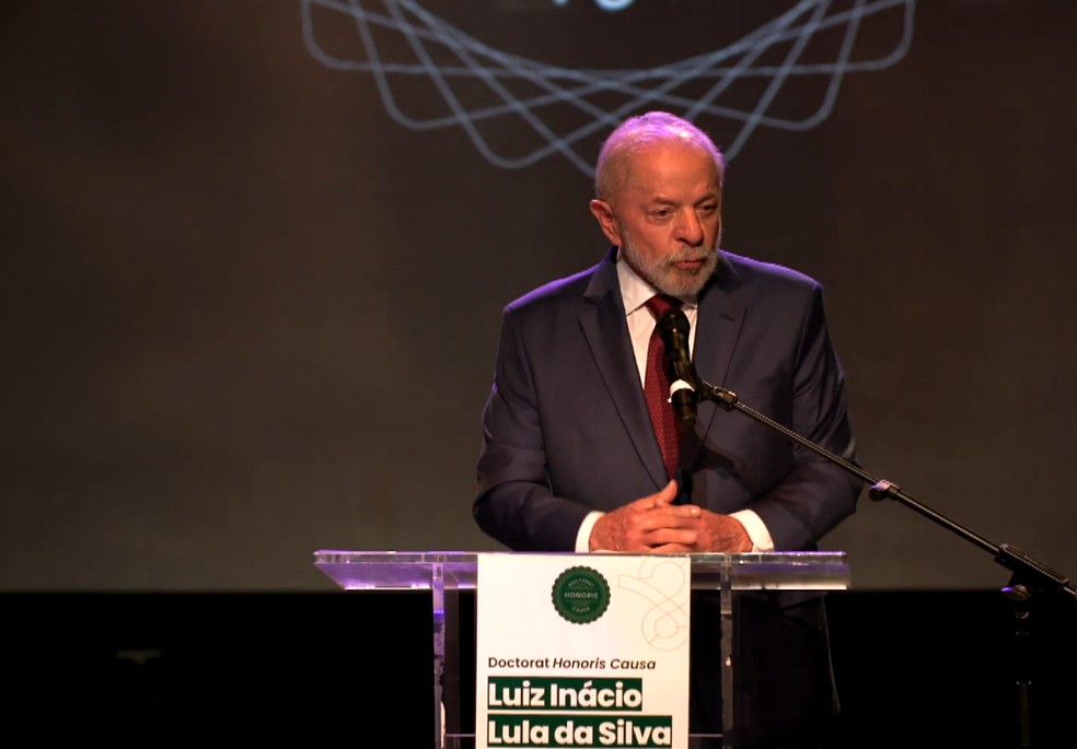 Lula recebe ttulo de Doutor Honoris Causa da Universidade Paris 8.  Foto: Reproduo