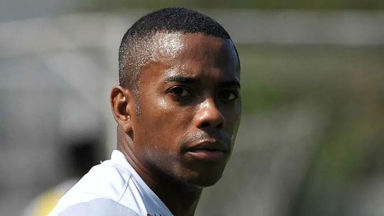 Caso Robinho: STJ determina que amigo do ex-jogador cumpra pena no Brasil por estupro coletivo