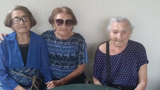 Cientistas iniciam estudo sobre longevidade baseado em três irmãs brasileiras com mais de 100 anos