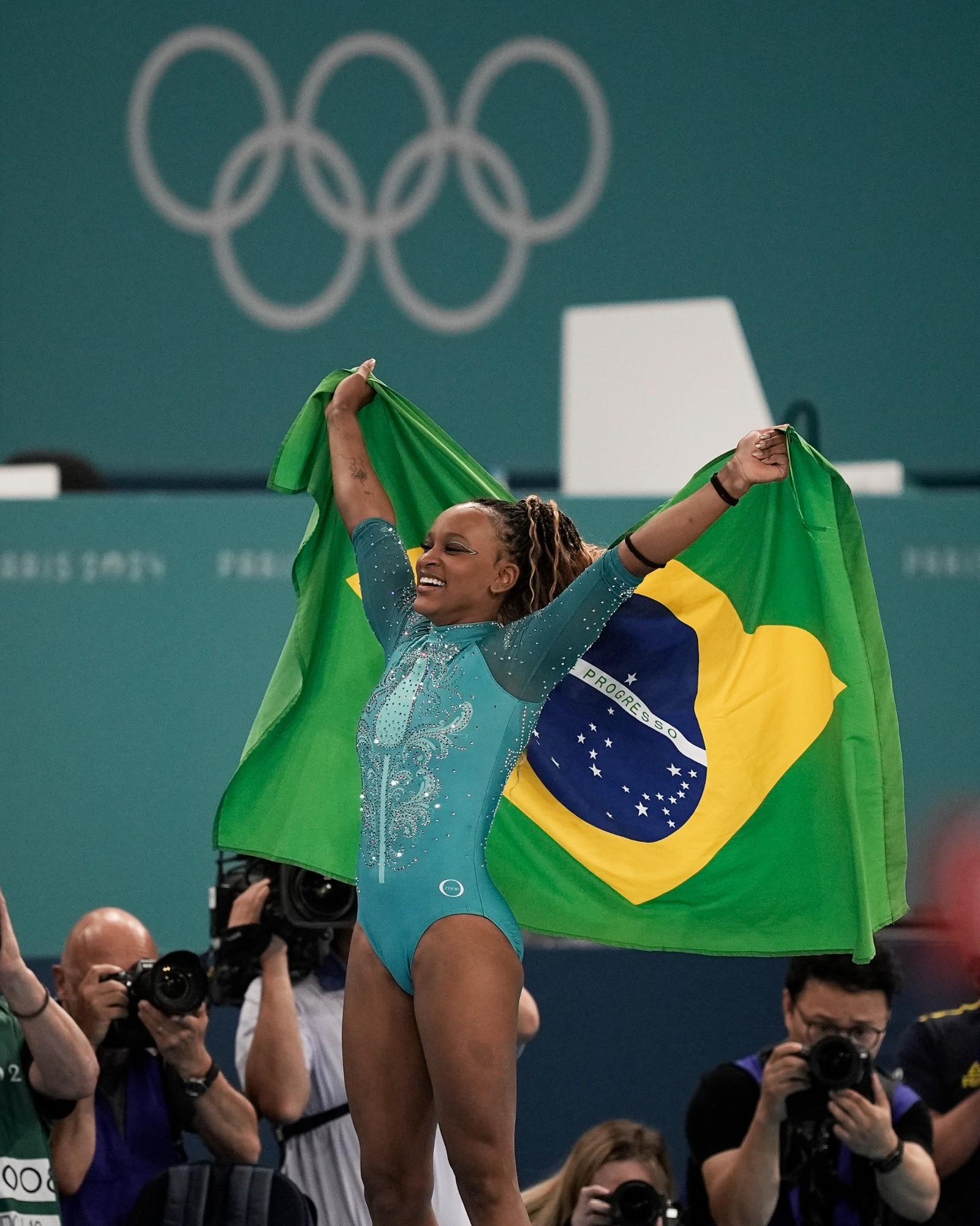 05/08/2024 - Jogos Olímpicos Paris 2024 - Ginástica artística - A ginasta brasileira Rebeca Andrade conquista medalha de ouro na final de solo.  — Foto: Alexandre Loureiro/COB