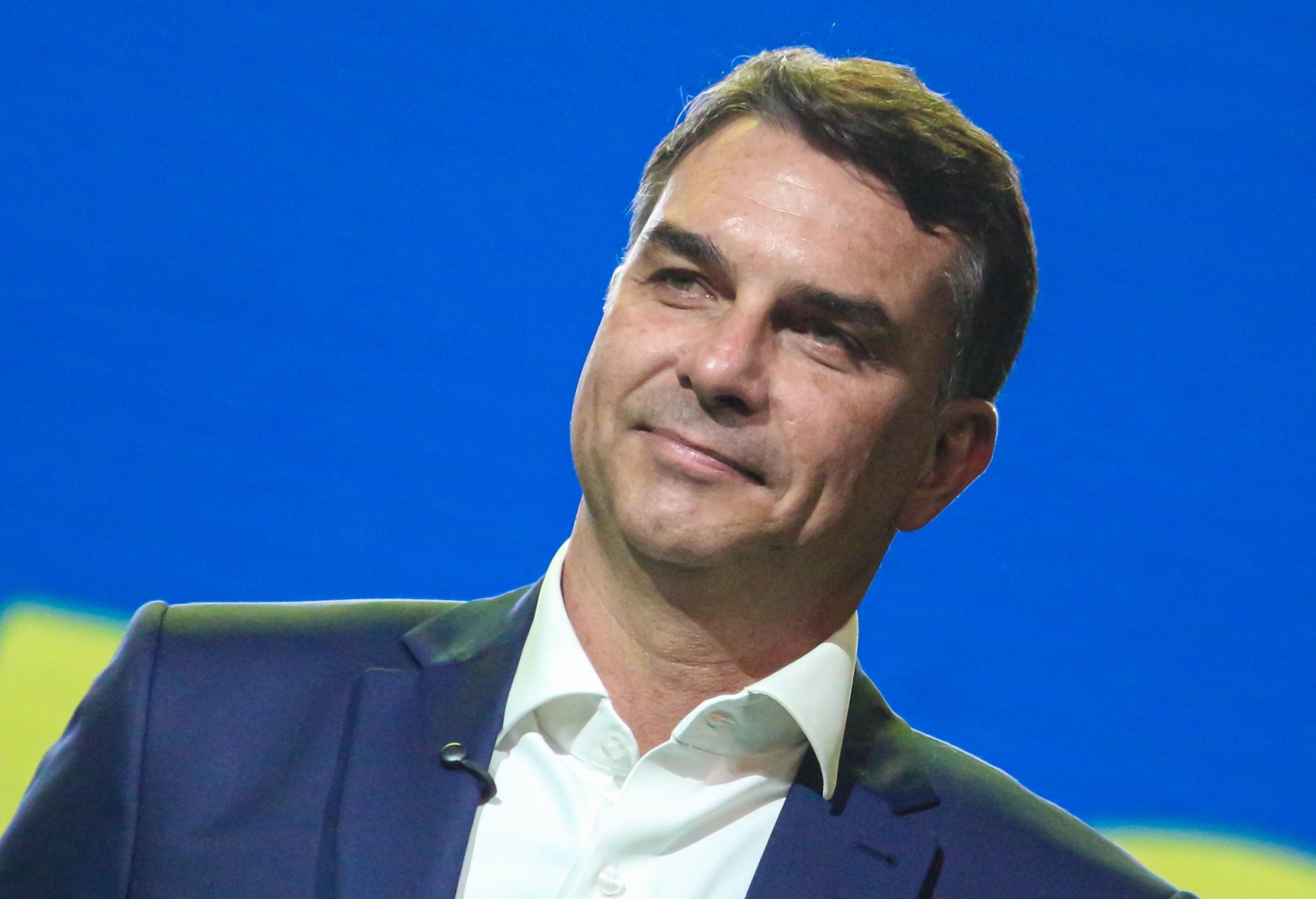 Prazo para definição de vices acaba em 5 de agosto, com indecisões nas chapas de Flávio Bolsonaro e Zema - QTU Questões do Universo