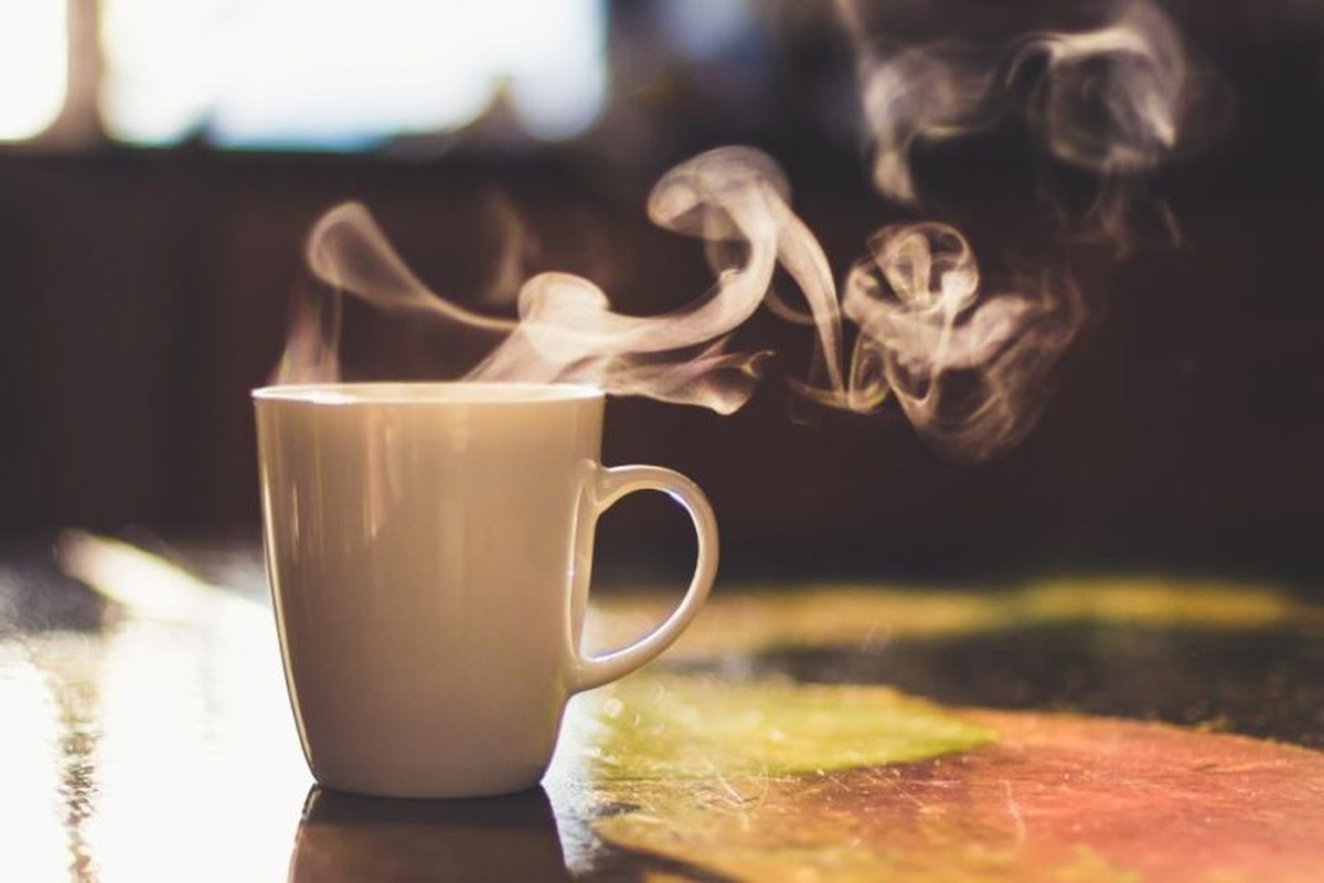 Drinking Very Hot Tea and Coffee Triples Esophageal Cancer Risk, Study Shows