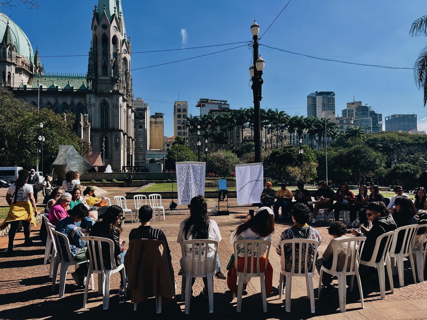 Projeto 'Sonhar em Praça Pública' propõe conversas para pensar sobre o futuro do país - Foto