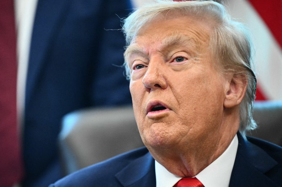 Presidente dos Estados, Donald Trump, em entrevista coletiva. — Foto: Mandel NGAN / AFP
