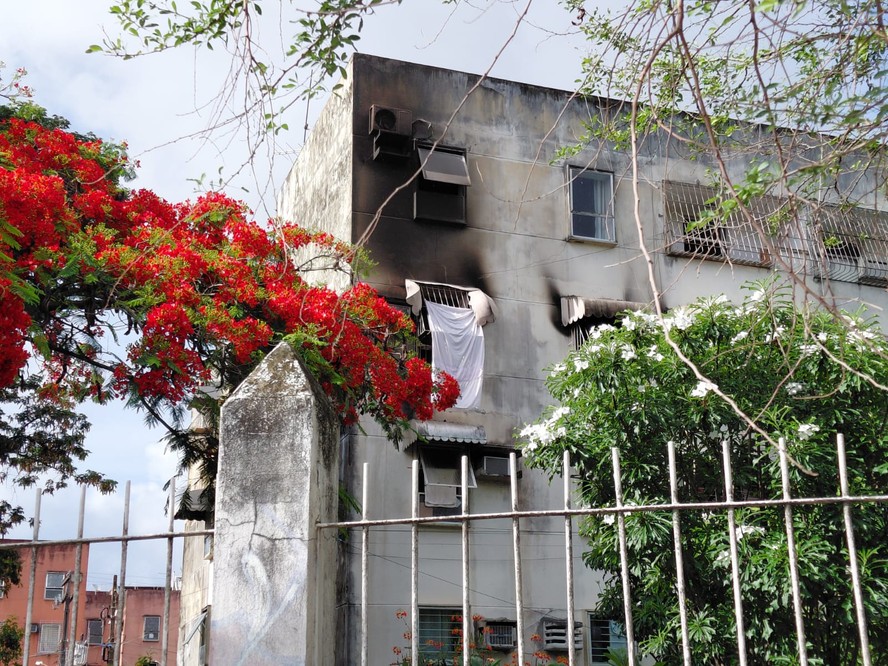 Incêndio em apartamento no Recife deixa duas crianças mortas e três feridos