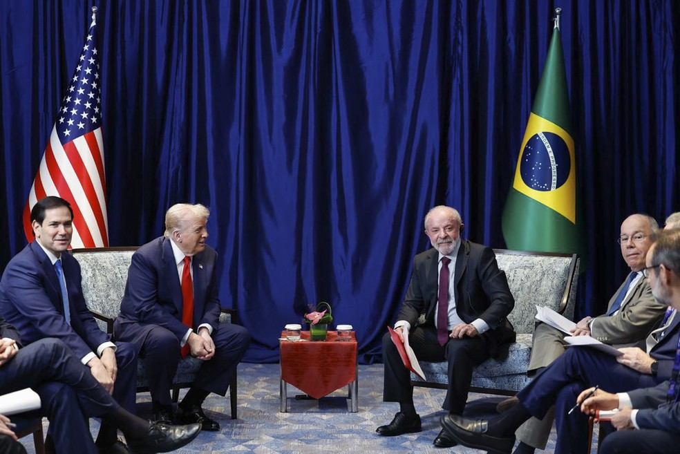 Presidentes Lula e Donald Trump em reunio na Malsia ? Foto: Ricardo Stuckert / PR