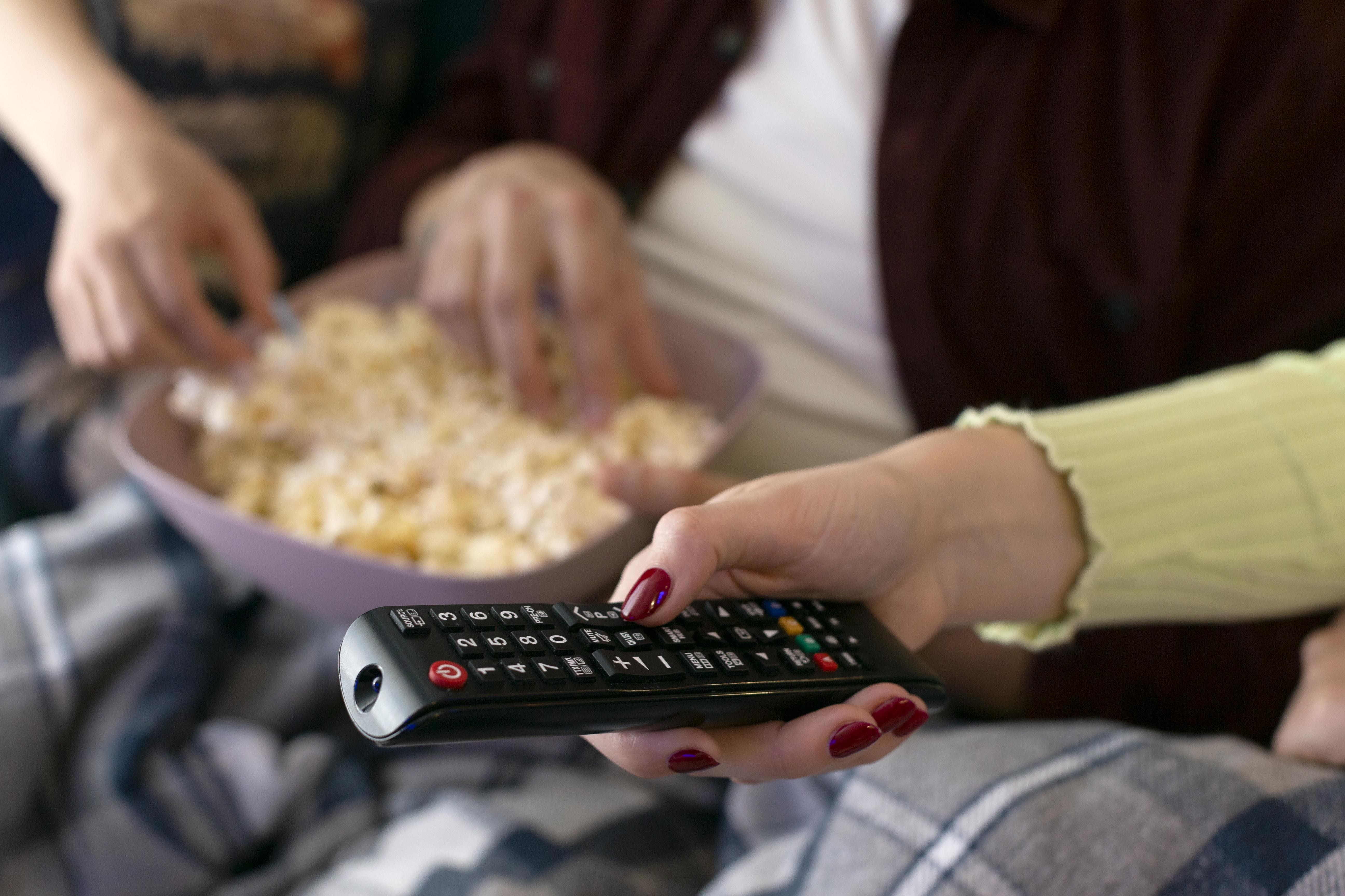 TV digital, TV a cabo e serviços de streaming: entenda qual transmissão possui o menor delay na Copa