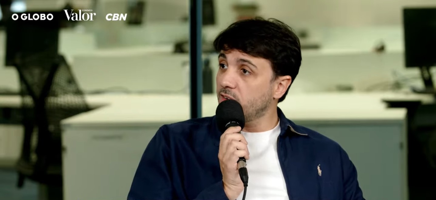 Renan Santos defende construção de presídios de segurança máxima seguindo modelo de El Salvador - QTU Questões do Universo