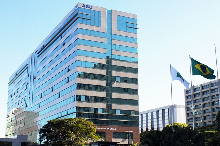 AGU nega inércia e diz que não tinha competência para atender PF
