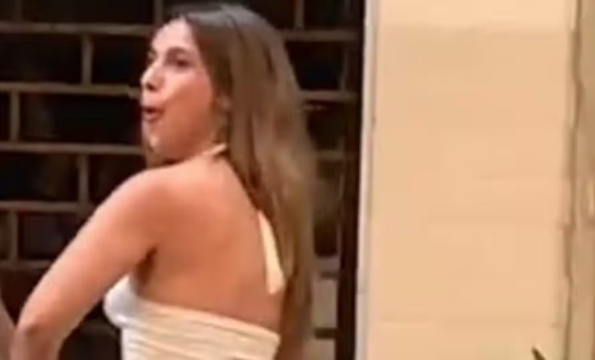 Justiça autoriza turista argentina acusada de injúria racial deixar o Brasil