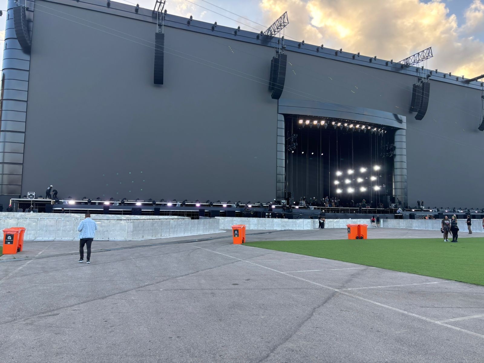 Comfort Zone não vai atrapalhar público durante o Rock in Rio, afirma Roberta Medina - QTU Questões do Universo