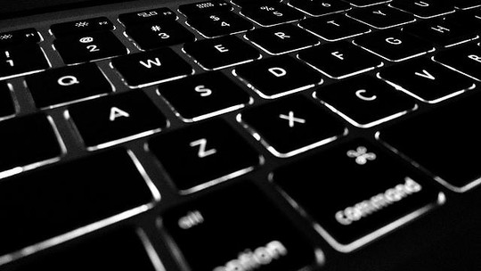 Justiça de MG determina que Google adote alerta para coibir publicidade infantil abusiva no Youtube 