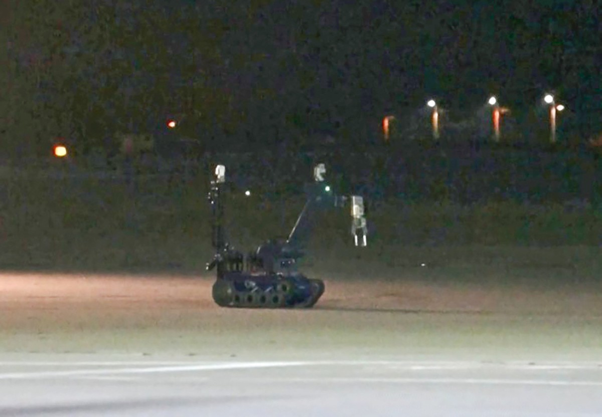 Drone com explosivo é encontrado em aeroporto na Alemanha após colisão com aeronave - QTU Questões do Universo