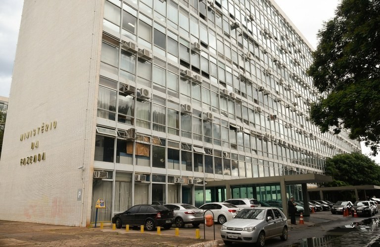 Governo autoriza crdito de R 54 bilhes para SP um dia | Economia - Imagem 2 | QTU - Notícias