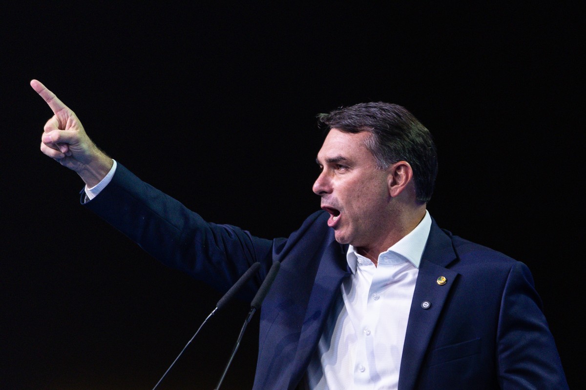Marqueteiro do PL descarta comandar campanha de Flávio Bolsonaro