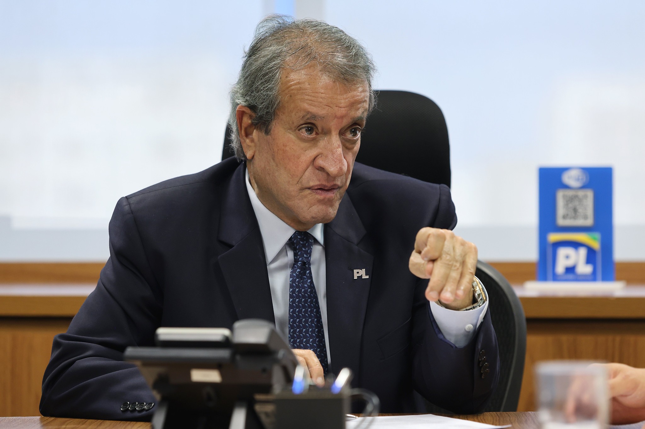PF desmarca depoimento de Valdemar Costa Neto previsto para esta segunda-feira (3) - QTU Questões do Universo