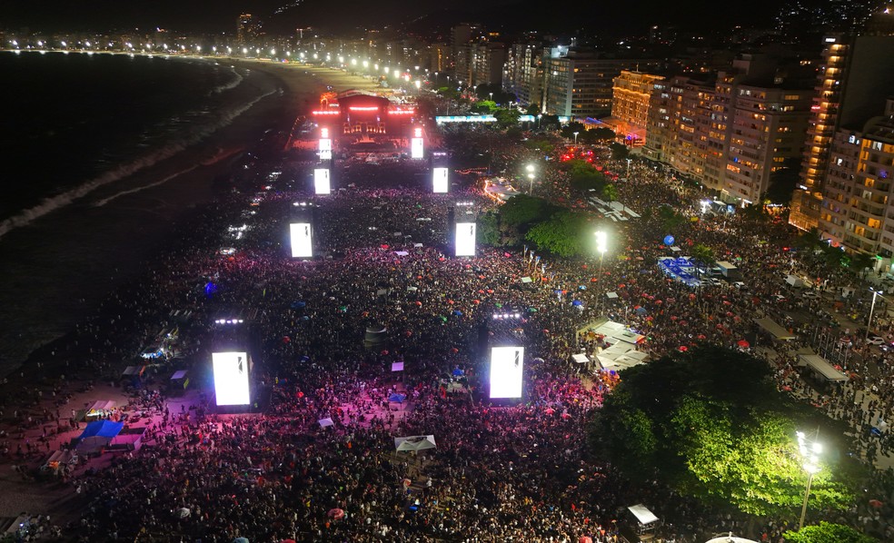 Show da Lady Gaga levou 2,1 milhões de pessoas à praia de Copacabana, no Rio de Janeiro — Foto: Prefeitura do Rio