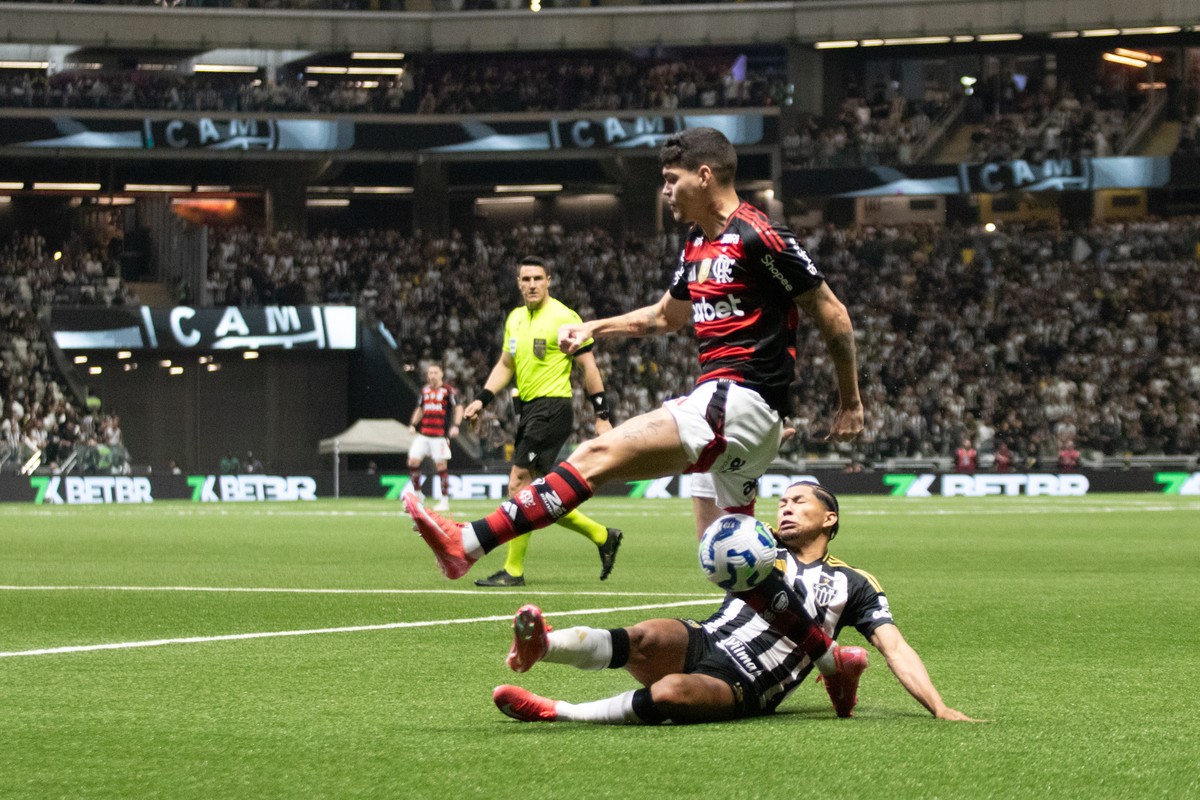 Atlético-MG elimina o Flamengo na Copa do Brasil