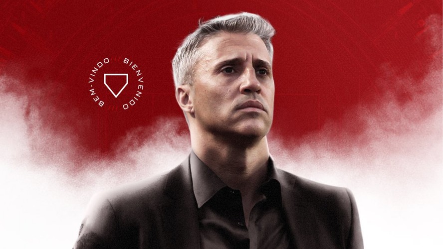 NOVO ESQUEMA! Hernán Crespo assume o São Paulo e pode apresentar esquema com três zagueiros