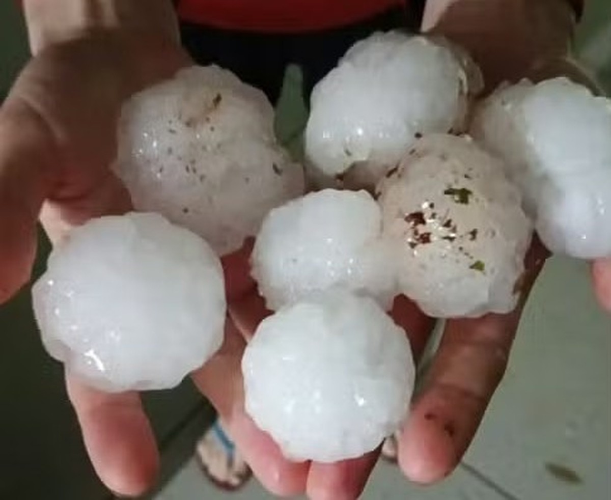 Temporais deixam dois mortos e causam estragos em 21 municípios do Rio Grande do Sul