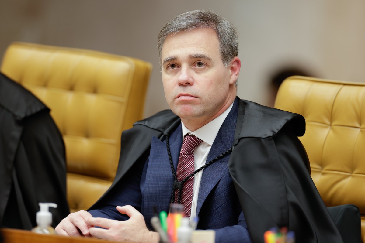 Mendonça diz que PF encontrou 'fortes indícios' de que ex-presidente do BRB era mandatário de Vorcaro