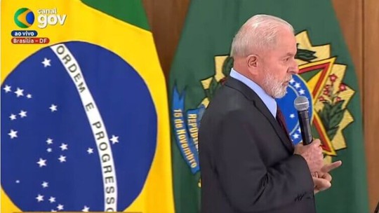 Lula nega problemas de articulação política e diz que não fará reforma ministerial