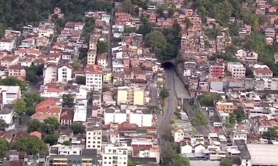 Tiroteios afetam rotina de estudantes em pelo menos 14 escolas de Vila ...