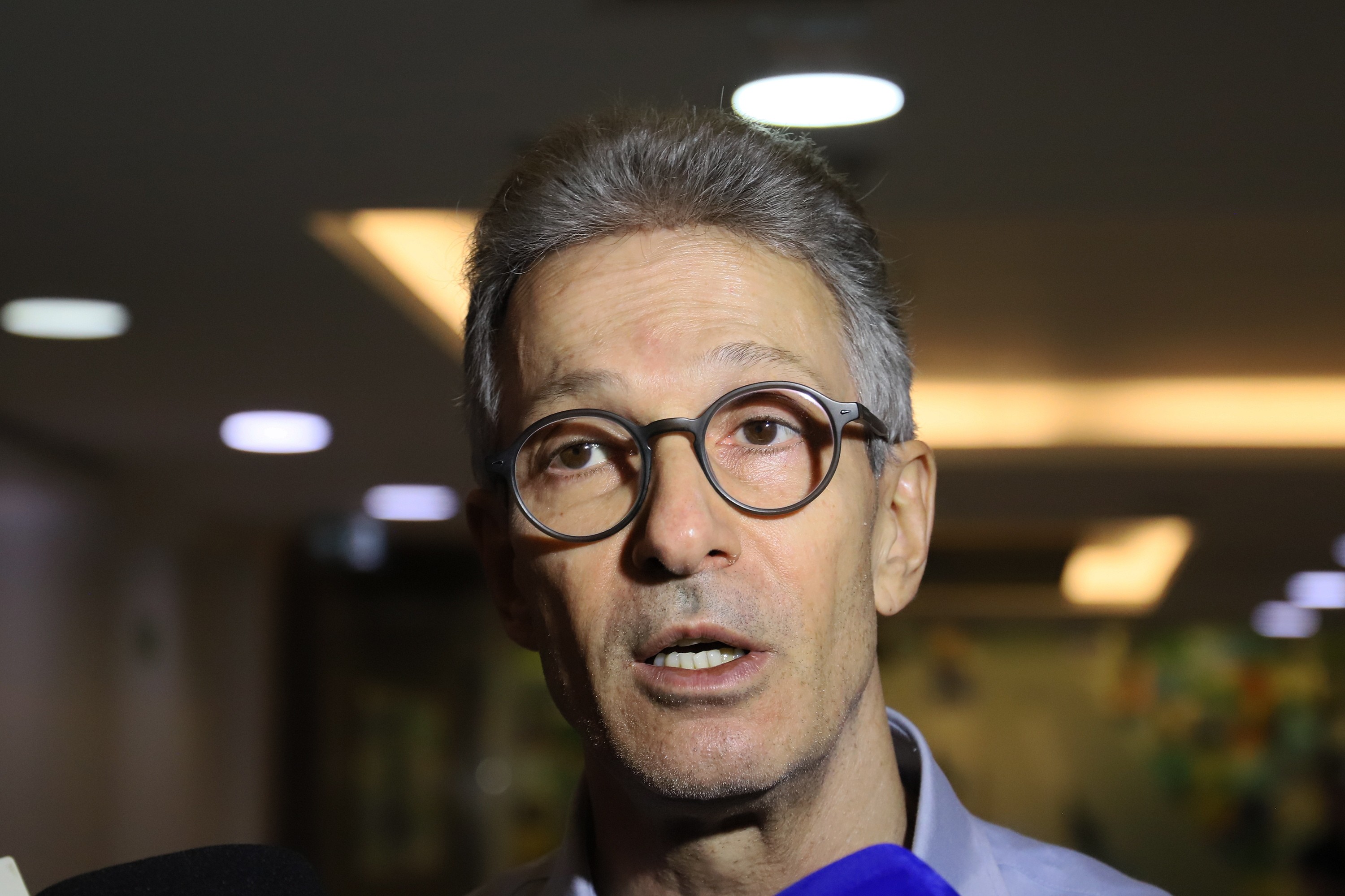 Zema chama Marcelo Aro de 