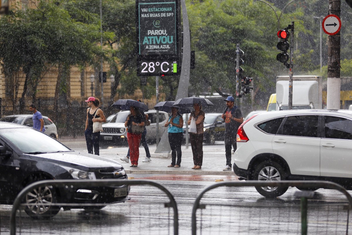 Cinco municípios entram em situação de emergência após temporais em São Paulo