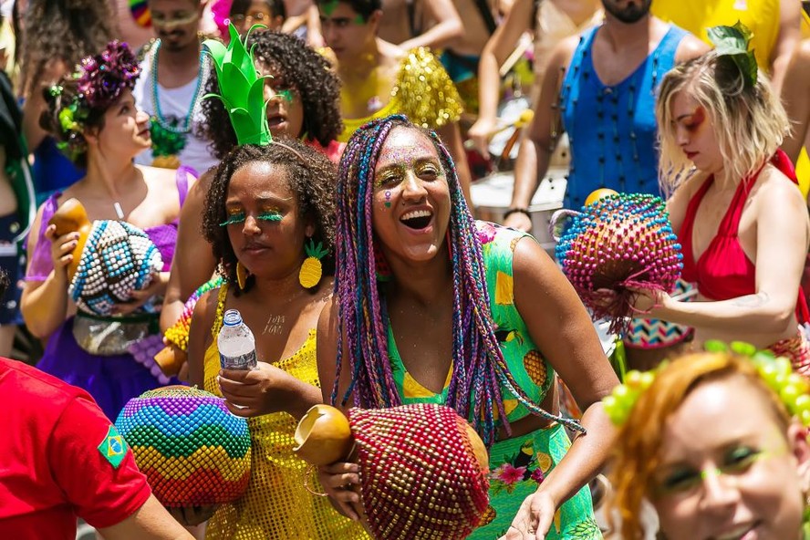 Ao menos 42 blocos desfilam neste primeiro final de semana no Carnaval ...