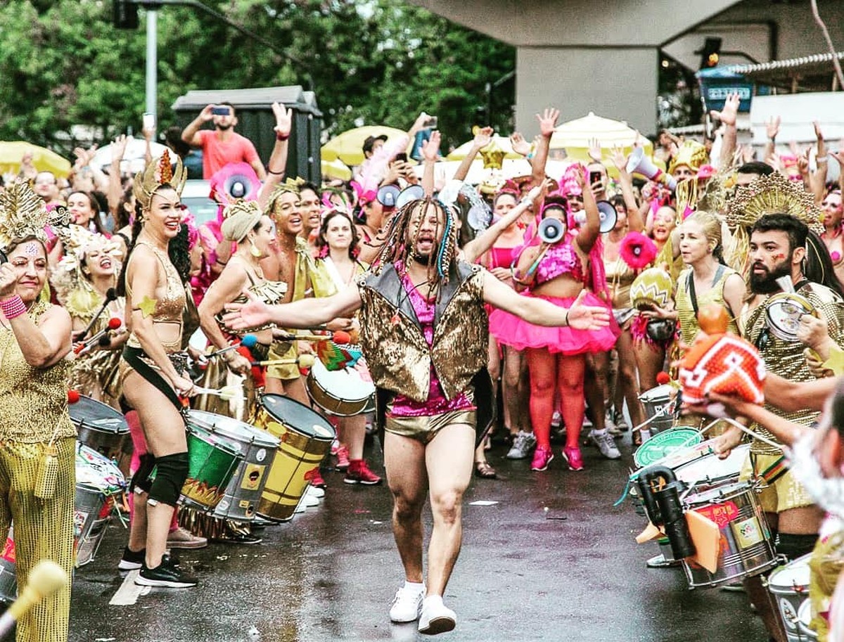 Em 10 anos, o número de blocos de rua do carnaval de BH mais que triplicou