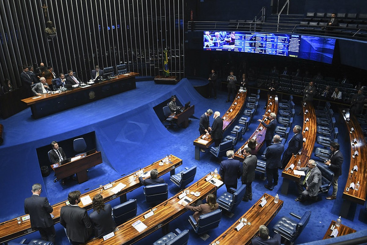 Senado deve derrubar PEC da Blindagem nesta semana