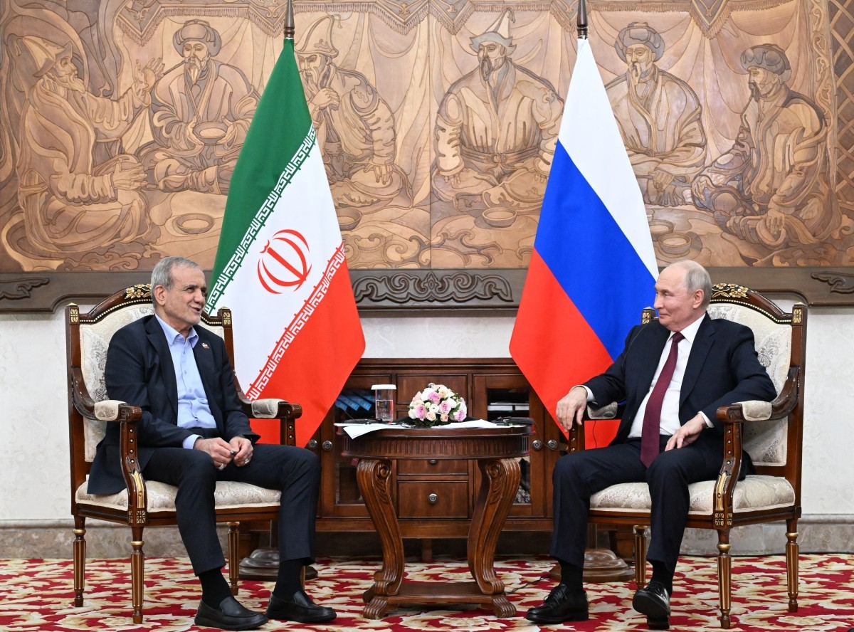 Putin se solidariza com Irã em meio a guerra com os EUA e afirma estar 